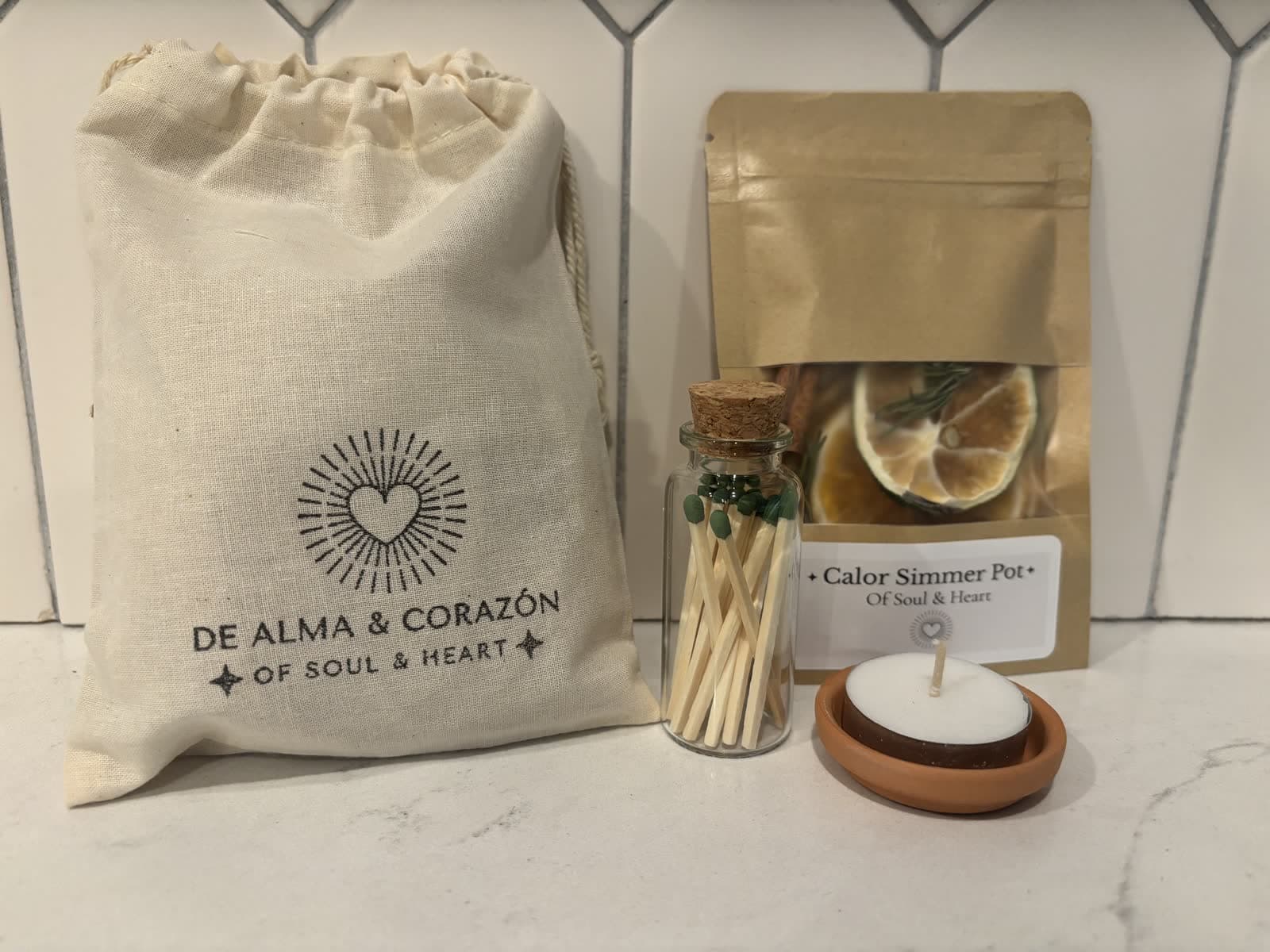 Luz & Simmer — alternate view 1